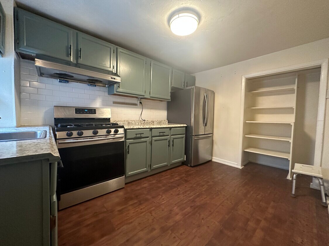 Foto principal - 917 Ellsworth St