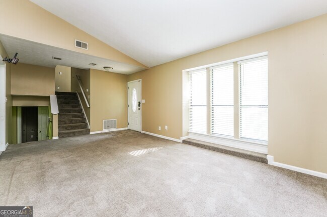 Building Photo - 2464 Landington Way NW