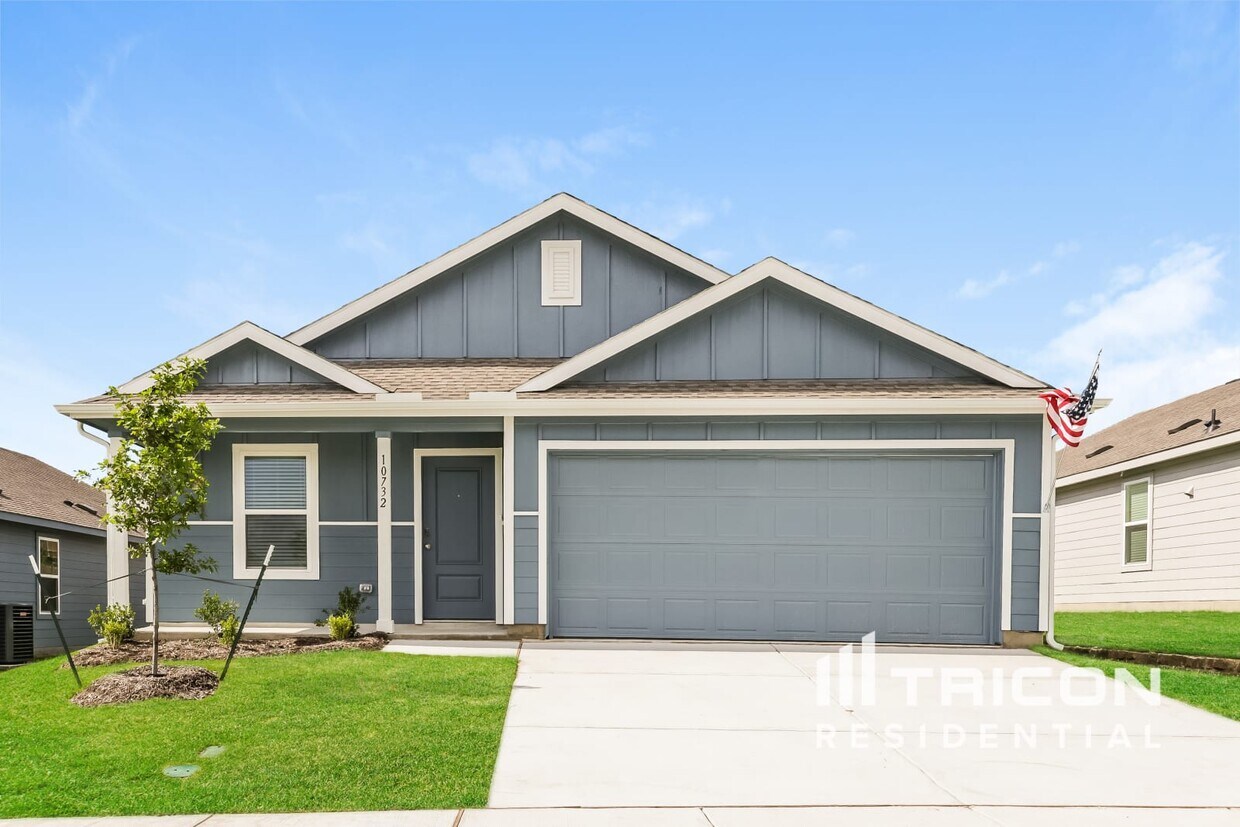 Foto principal - 10732 Cowhide Ln