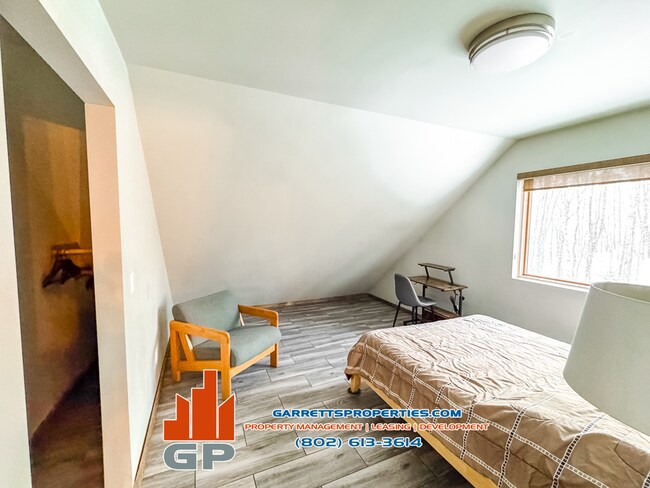 Foto del edificio - 1698 Winch Hill Rd