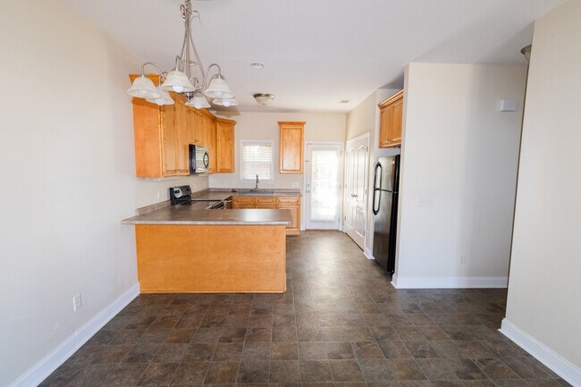 Building Photo - 8100 Burkhalter Rd