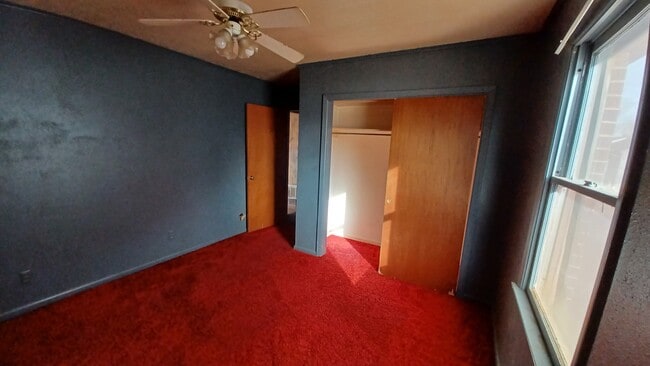 Building Photo - 806 Jackson St