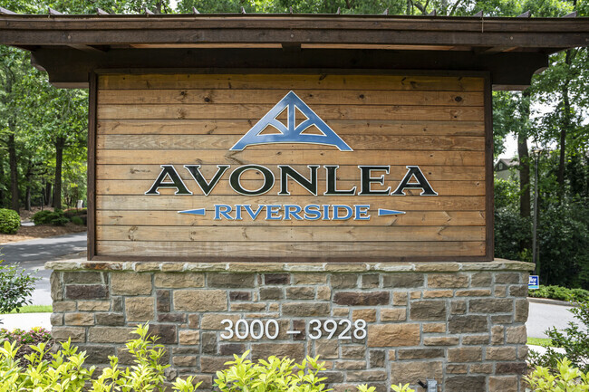 Building Photo - Avonlea Riverside