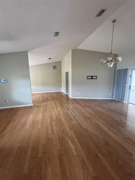 Building Photo - 77 Folcroft Ln