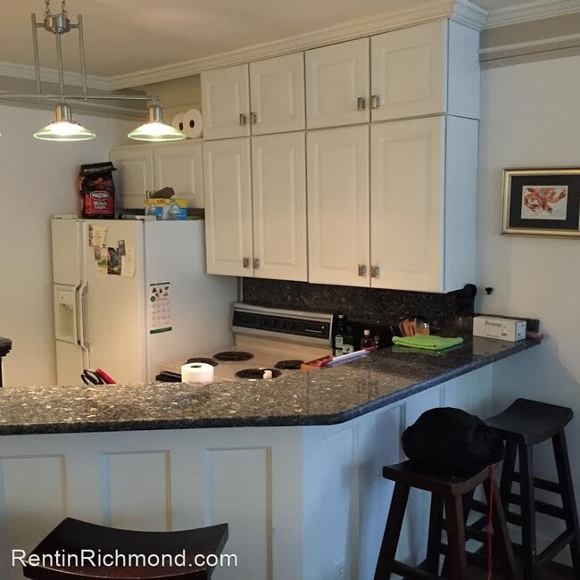 Building Photo - 2 br, 1 bath House - 2910 1/2 Monument Avenue