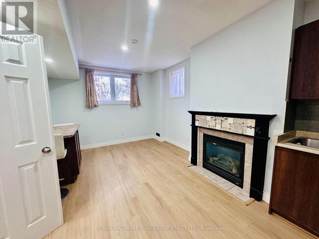 Building Photo - 135 Cheltenham Rd