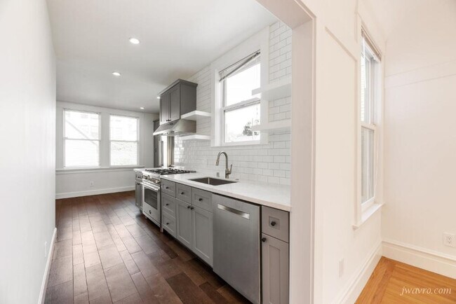 Building Photo - 4156 24th St