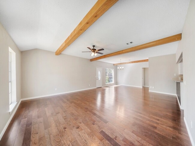 Building Photo - 21214 Park Willow Dr