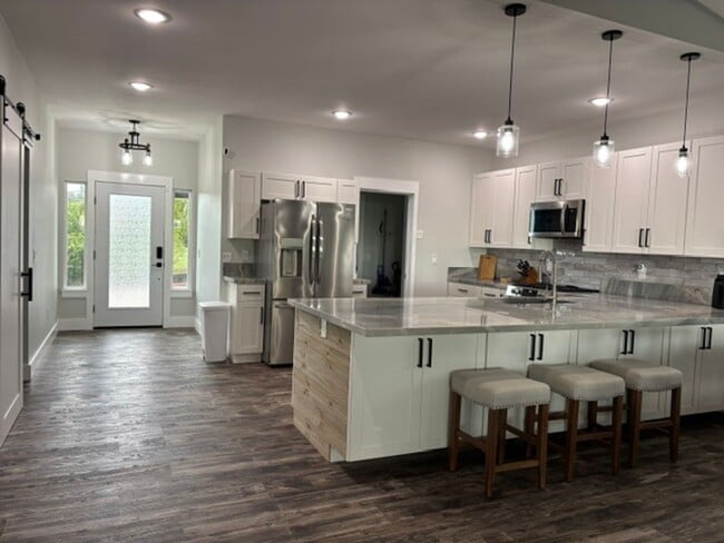 Building Photo - 94-1526-1526 Kaulua Cir