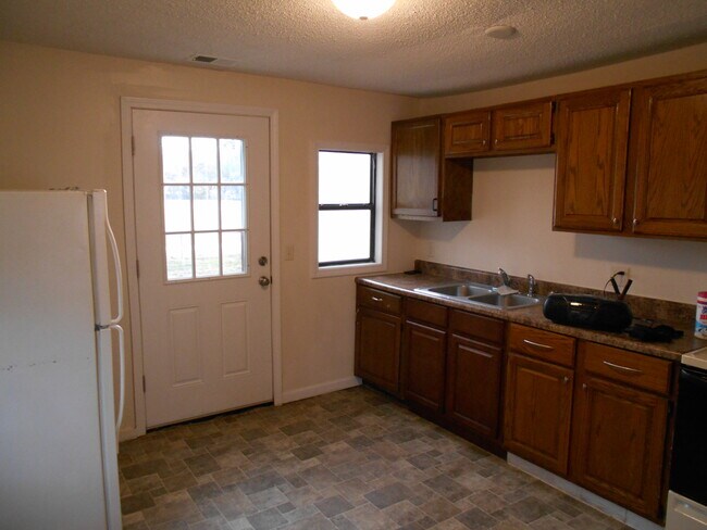 Foto del edificio - 3893 E Roseberry St