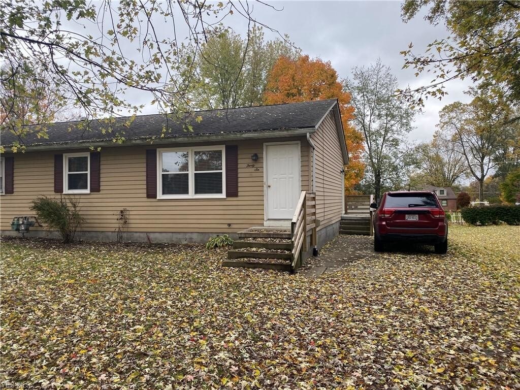 36 Warner St, Seville, OH 44273 Apartment for Rent in Seville, OH