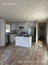 Building Photo - 1426 Nutmeg St