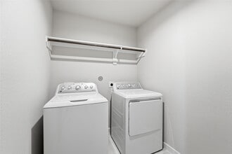 Building Photo - 6726 Cypress Lndg Ln