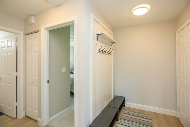 Foto del edificio - ***FURNISHED SEASONAL RENTAL***DEAUVILLE L...