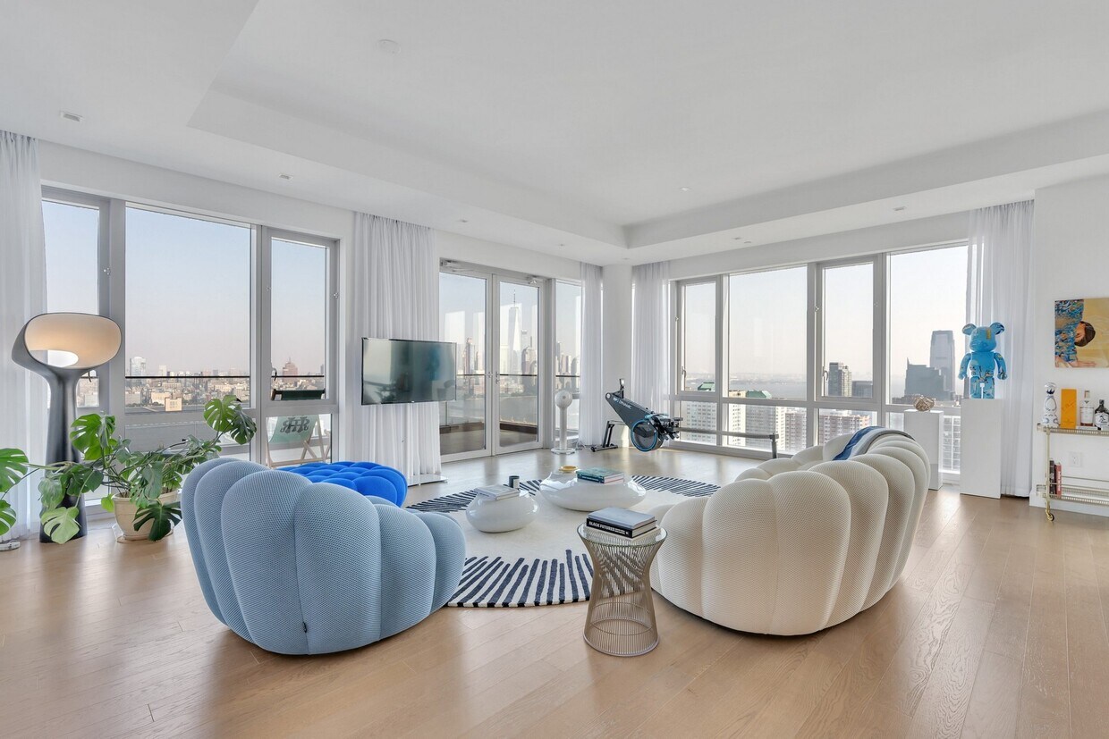 Foto principal - 75 Park Ln S