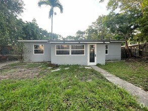 Building Photo - 13845 NW 6th Ave