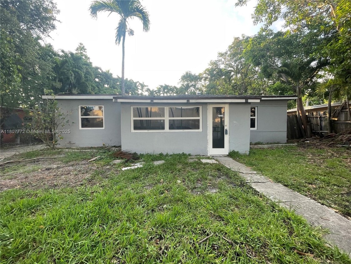 Primary Photo - 13845 NW 6th Ave