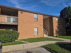 Building Photo - 450 Dabney Dr