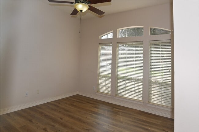 Foto del edificio - 2313 Echo Harbor Dr
