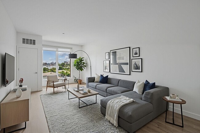 Building Photo - 179 Academy St