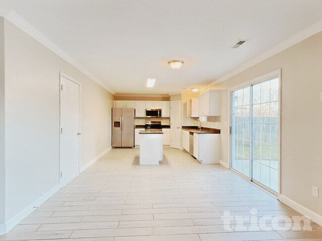 Foto del edificio - 3733 Eskdale Dr