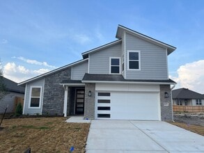 Building Photo - 6205 Daytona Dr