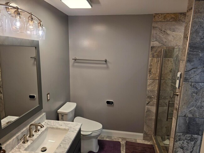 Foto del edificio - 3464 Huron View Ct