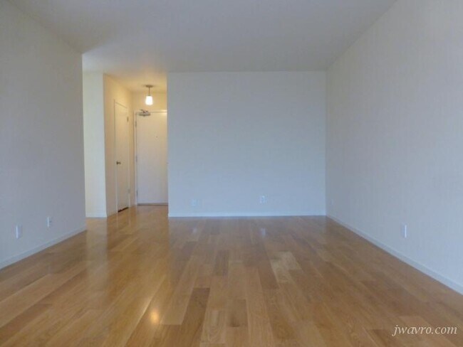 Foto del edificio - 2301 Larkin St