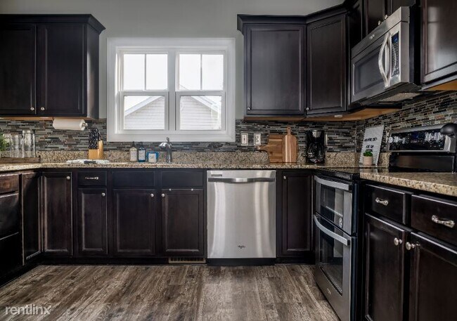 Foto del edificio - 4 br, 2.5 bath House - 35 Sedgwyck Dr