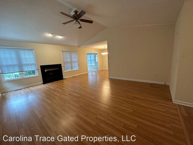 Foto del edificio - 3 br, 2 bath House - 676B Chelsea Drive