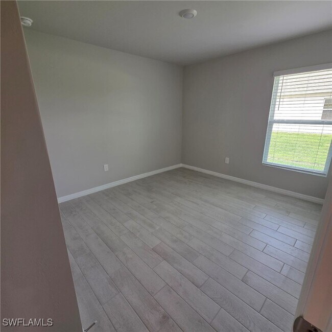 Foto del edificio - 2915 42nd St SW