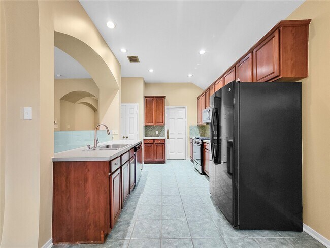 Building Photo - 3223 Fair Falls Dr