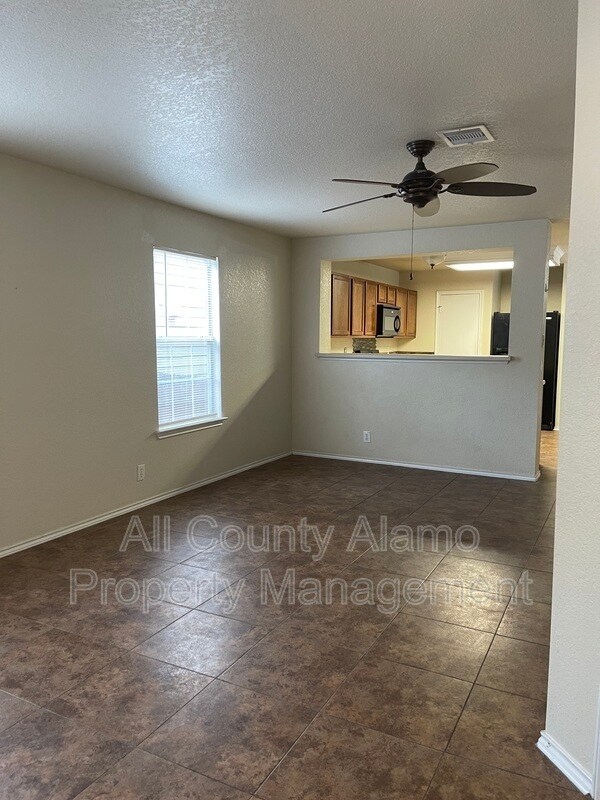 Foto del edificio - 826 Barrel Point