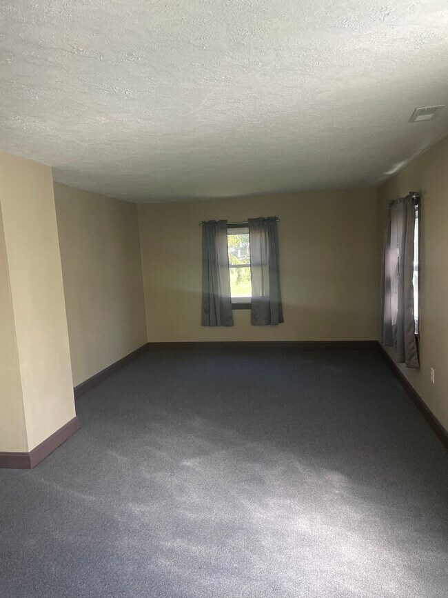 Foto del edificio - 5757 Bunker Rd
