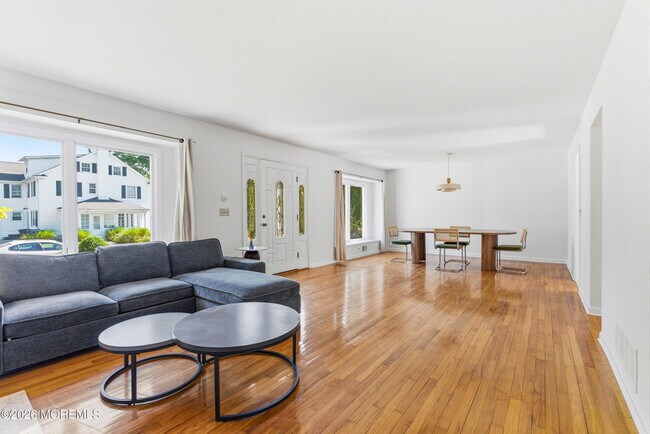 Foto del edificio - 506 Woodland Rd