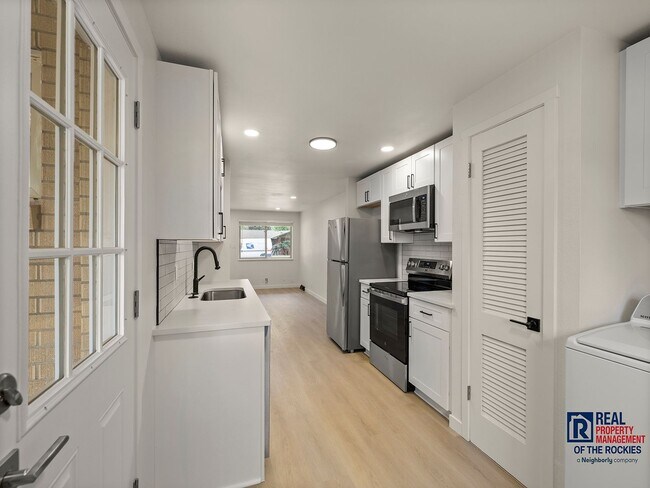 Foto del edificio - Beautifully Remodeled Duplex in Great Fort Collins Location!