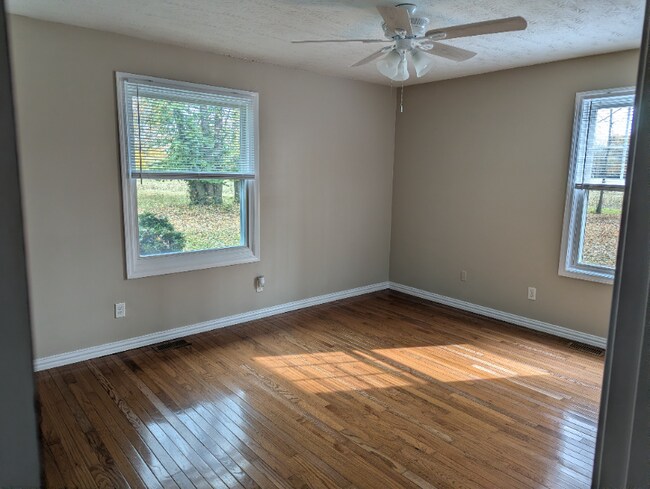 Foto del edificio - 1721 Allentown Rd