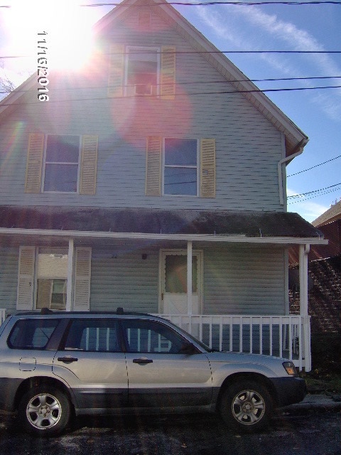 Building Photo - 22 Barnum Ct