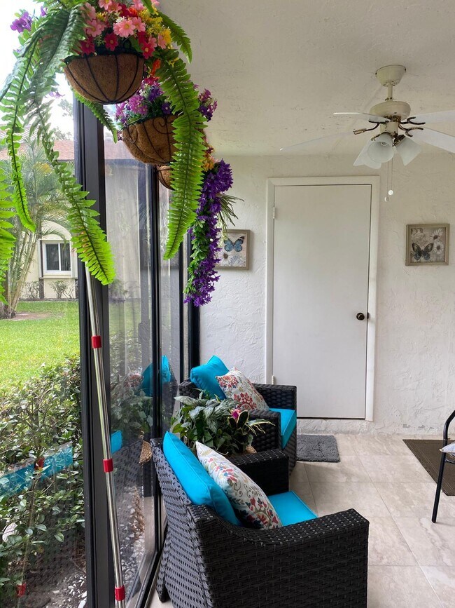 Foto del edificio - 5990 Pine Cone Ct