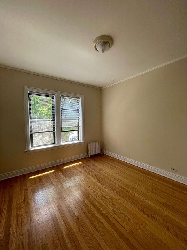 Building Photo - 4442 W Gunnison St