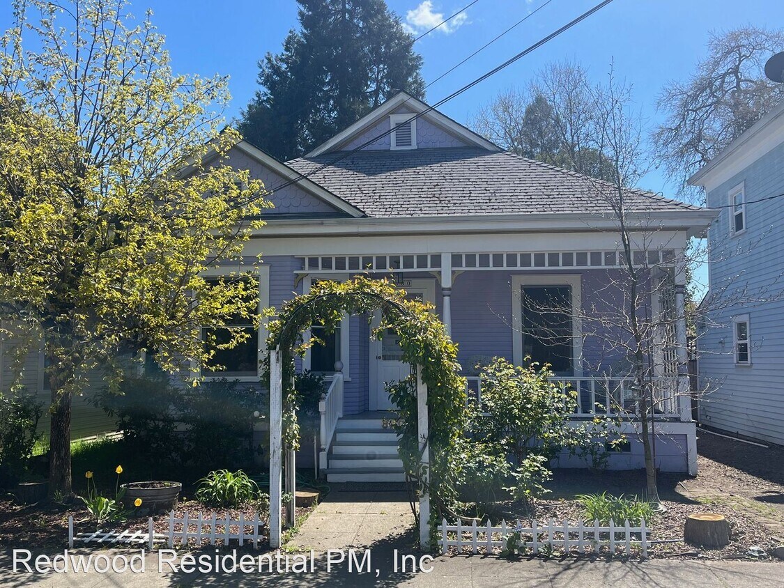 Primary Photo - 2 br, 1 bath House - 630 Charles Street