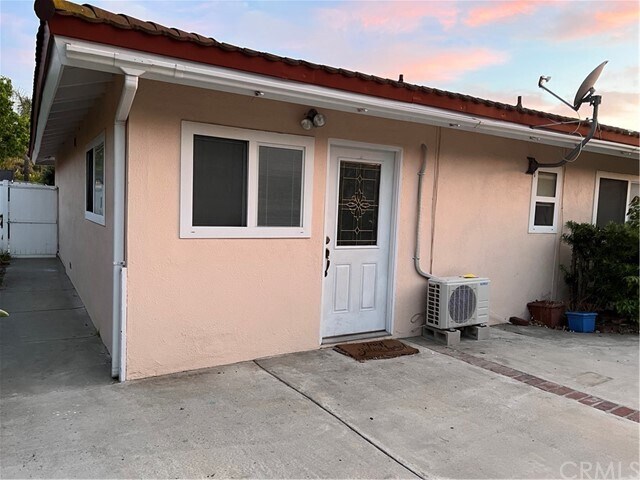 Primary Photo - 15985 Leander Dr