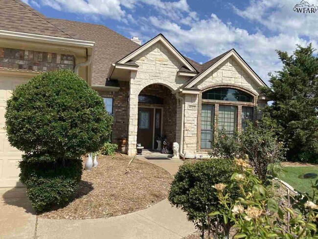 Building Photo - 4122 Candlewood Cir