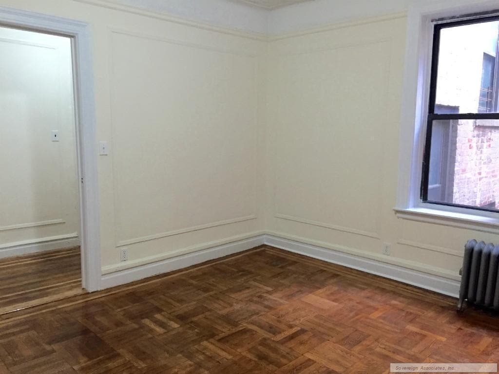 Primary Photo - 108 Park Terrace E