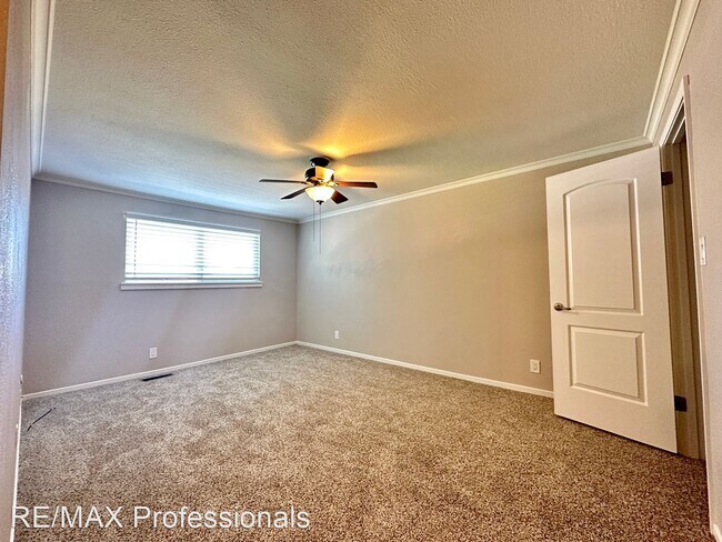 Foto del edificio - 3 br, 1.5 bath House - 2257 Oppio Street