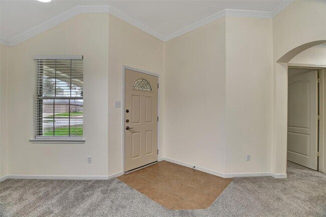 Building Photo - 18902 Knobby Oaks Pl