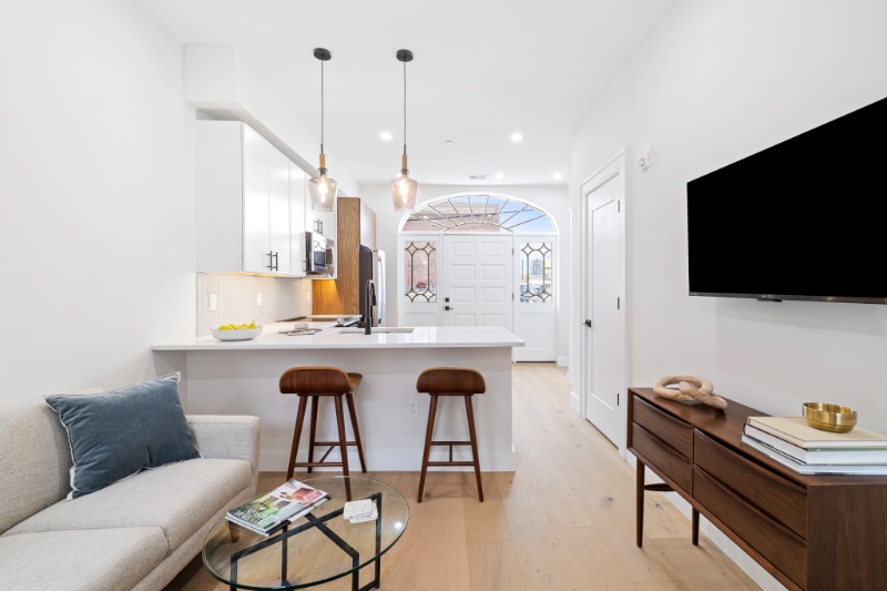 Photo - 33 Fairmount Ave (Philadelphia, PA)
