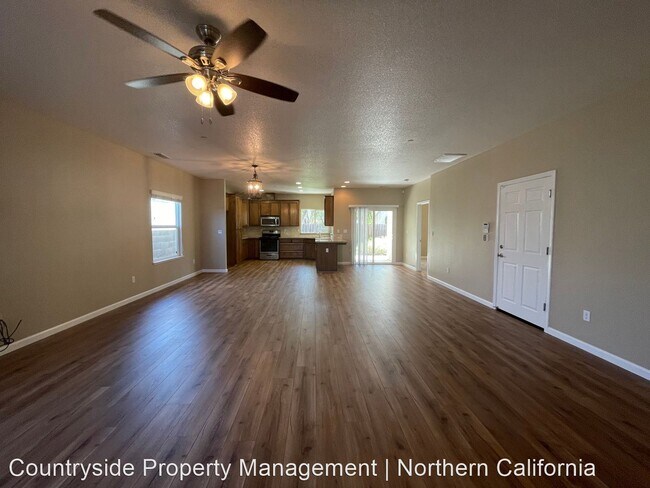 Foto del edificio - 4 br, 2.5 bath House - 3316 Cypress Spring...