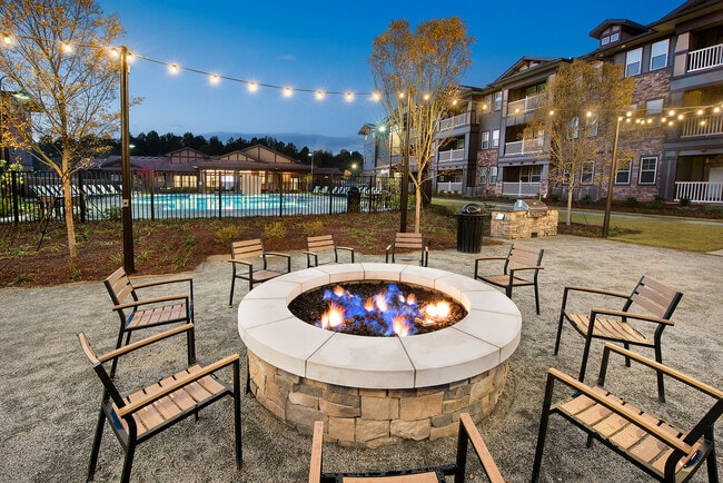 Building Photo - Solstice Apartment Homes