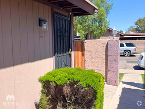 Building Photo - 908 S Casitas Dr